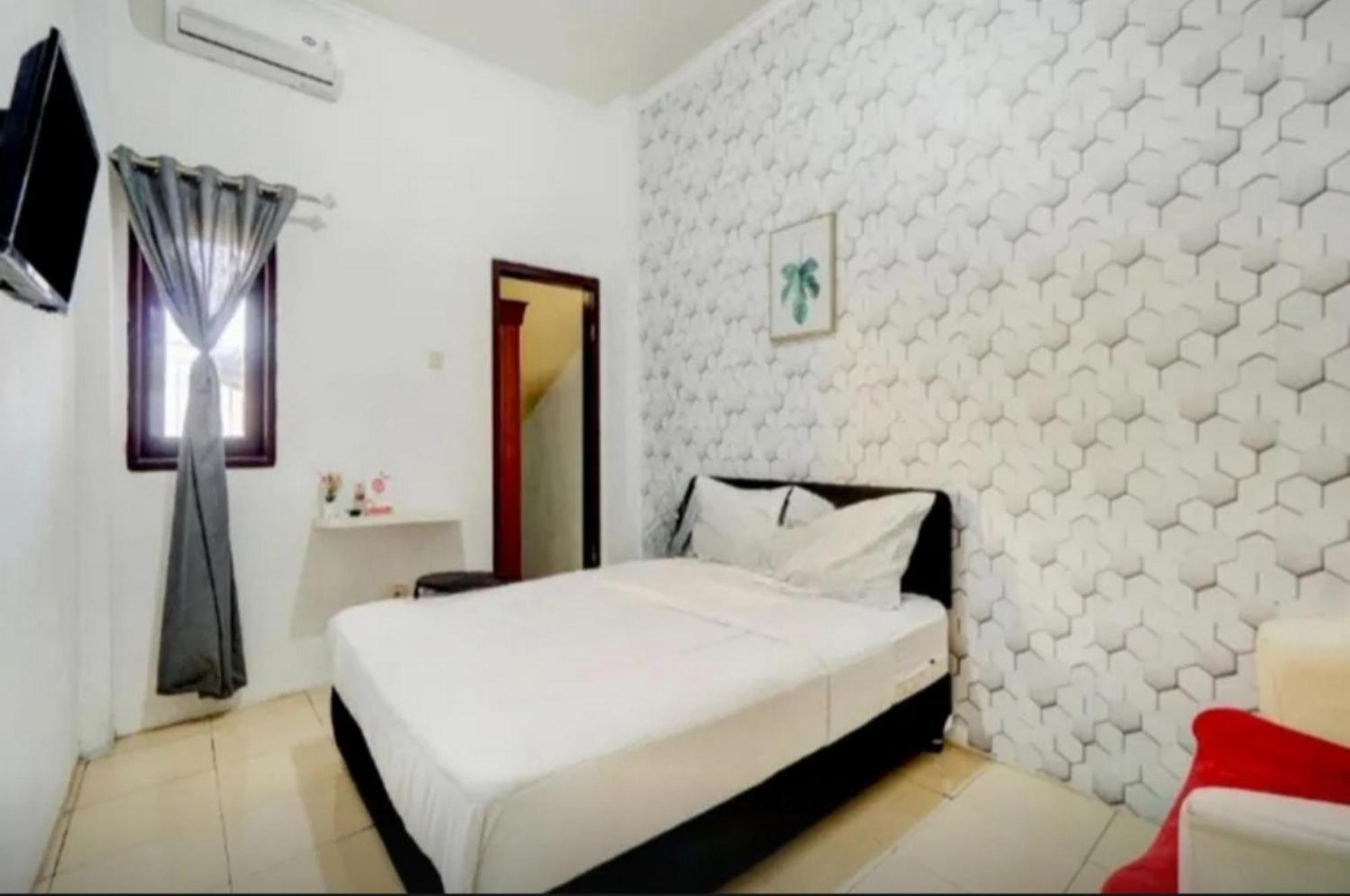 Reddoorz Near Plaza Araya Malang Hotel Blimbing  Luaran gambar