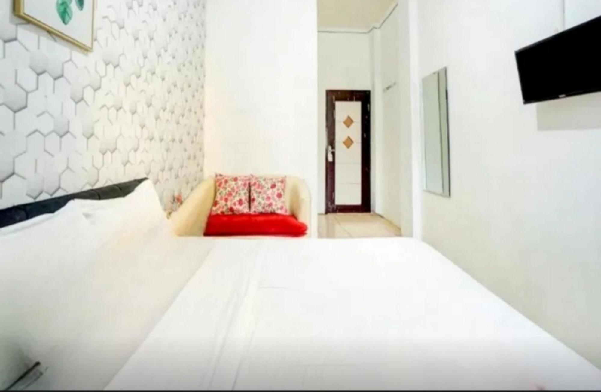 Reddoorz Near Plaza Araya Malang Hotel Blimbing  Luaran gambar